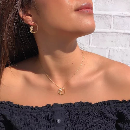 Nalu Diamond Pendant