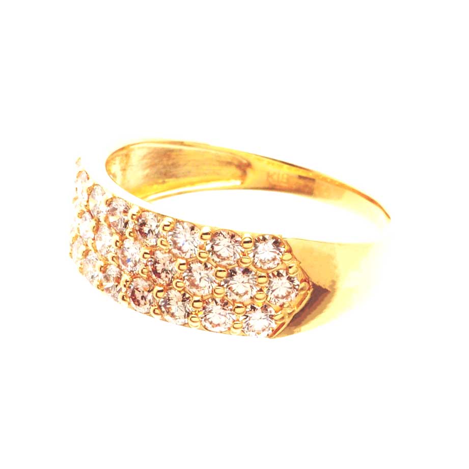 H&C Diamond Pave Ring